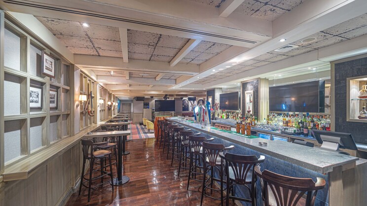 Hyatt Regency Dubai & The Galleria Residence